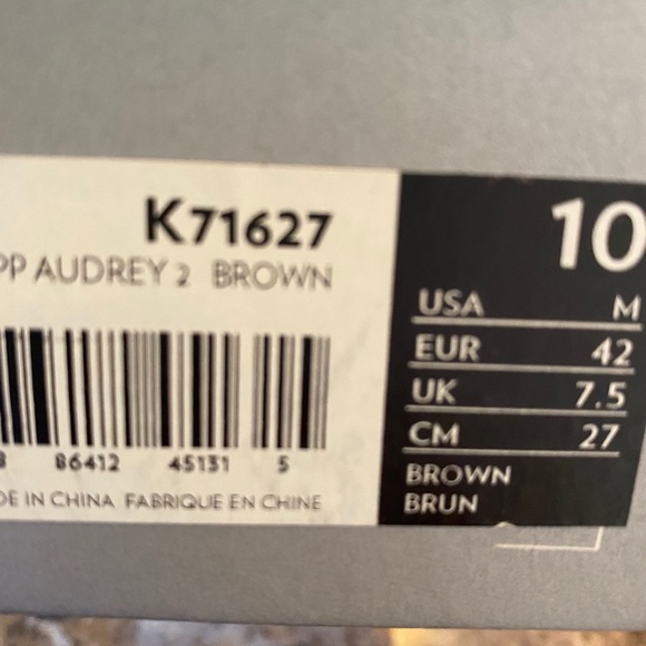 Shoes - Picture 4 of 7